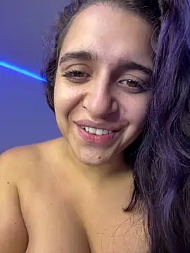 Chat +18 de Alice777_ ao vivo