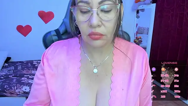 Živý XXX chat esmeralda_milf