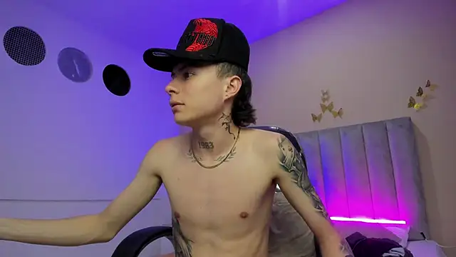 Nascary_Fox Adlı Modelin Canlı XXX Sohbeti