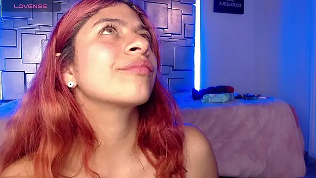 lunabloom2 élő XXX-chatje