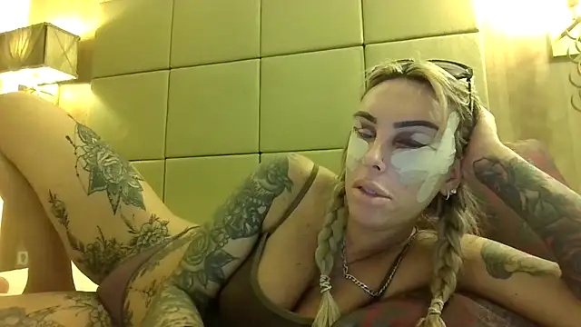 poppyinga1 Live XXX Chat