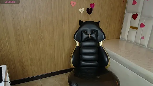 Zarath_tf élő XXX-chatje