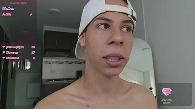 XXX chat uživo modela grey___27