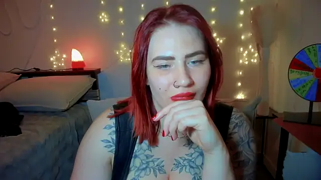 Miss-Innysik Webcam Show