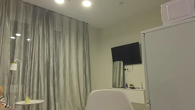 Chat XXX en directo de JoelleBerdy