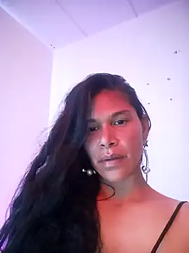 Chatroom XXX en direct de _aish_a