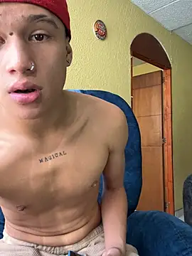 Dominik_SouzaのライブXXXチャット