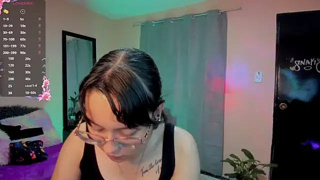 Онлайн чат XXX shantalc3rezo