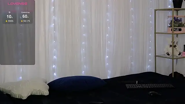 SarahRaynex live XXX chat