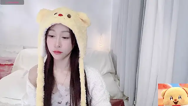 Fayebae_11 Live XXX-Chat