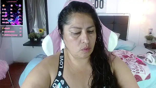 Keyla01_'s Live XXX Chat