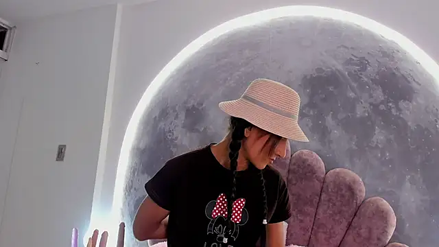 Valeria_Fitness élő XXX-chatje