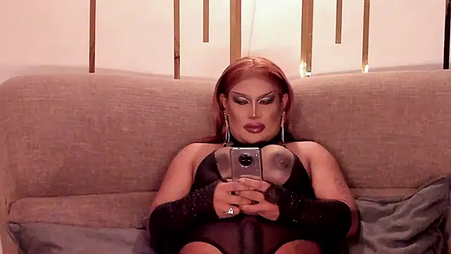 MistressDuhara Chat XXX in diretta