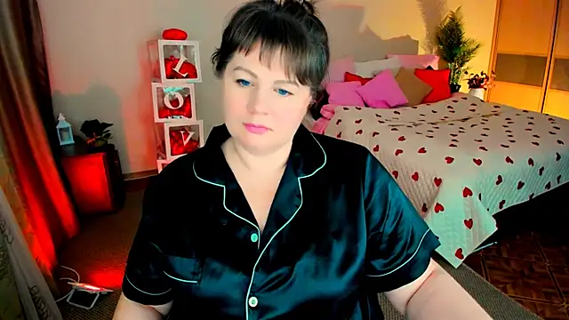 CrystaalStaar élő XXX-chatje