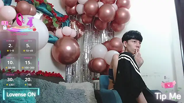 LiamBrown09: онлайн-секс-чат