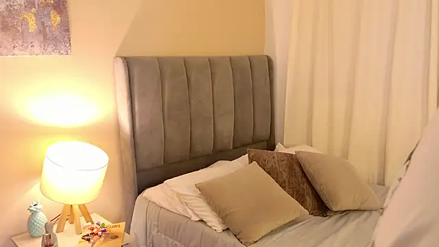 Grecia_Miller_ élő XXX-chatje