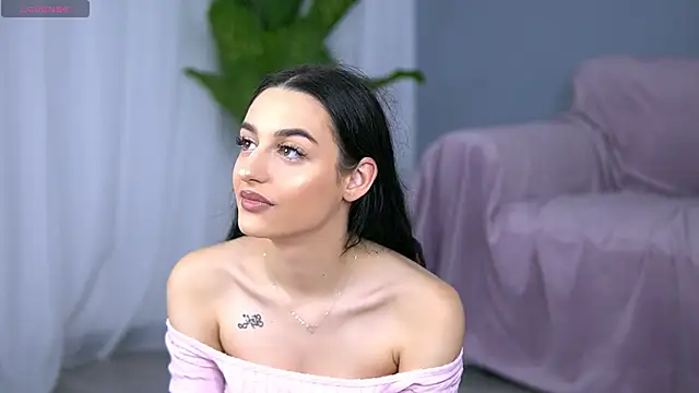 ElaraVixen live XXX chat