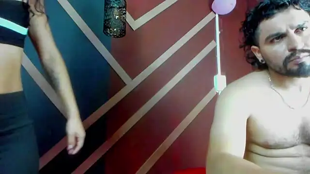 Show de RashelANDCerverus na webcam