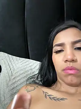 MiaKarsson 라이브 XXX 채팅