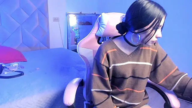 Chloe_Miller_2 라이브 XXX 채팅