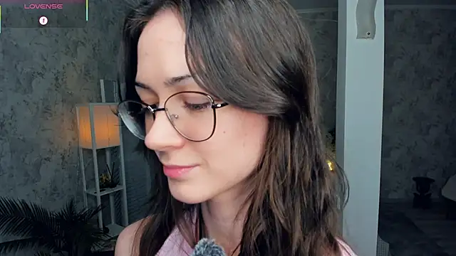 Chat +18 de ReneeLippeatt ao vivo