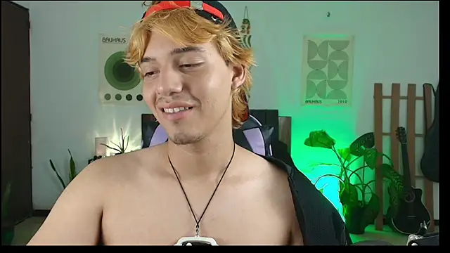 Show modela Habel__moretti na web-kameri