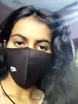 Thaper_Meera2のウェブカメラショー