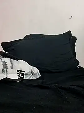 Chat XXX en directo de hairyandbigmann