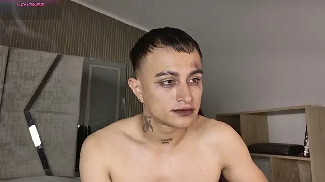 LiamDeep's Live XXX Chat