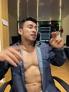 Czat XXX na żywo – Chris_Clarck