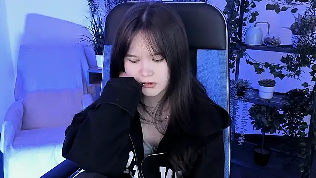 Elainebeness Live XXX-Chat