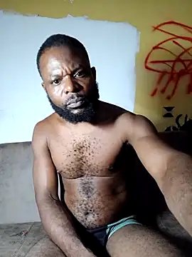 bigblackbangerkay élő XXX-chatje