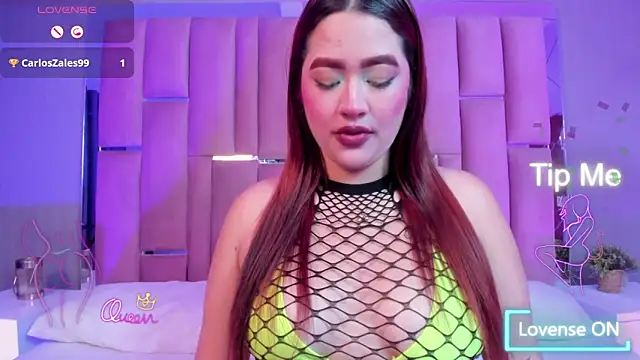 Saoryy__ লাইভ XXX চ্যাট