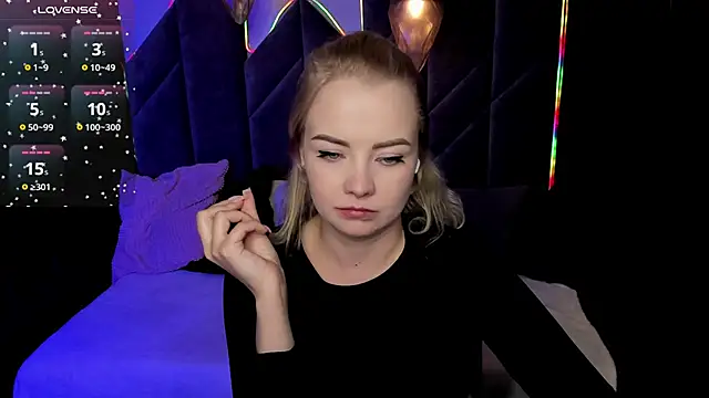 Онлайн чат XXX StephanieSweety