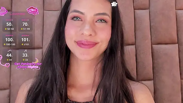 lulu_wonder Pertunjukan Webcam