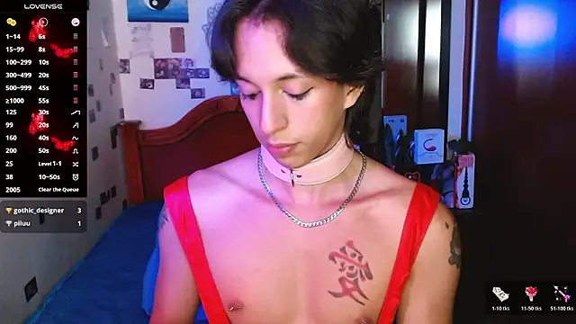 DannyPhantom555: απευθείας συνομιλία ΧΧΧ