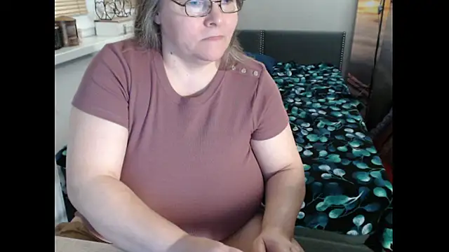 Sweetboobs Show in webcam