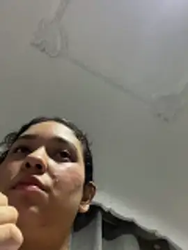 Chat +18 de lana_rousse01 ao vivo