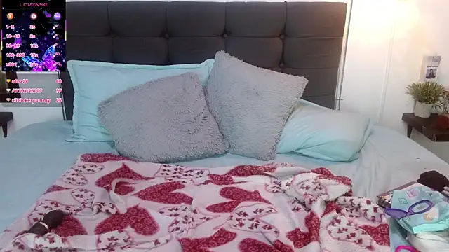 Keyla01_: απευθείας συνομιλία ΧΧΧ