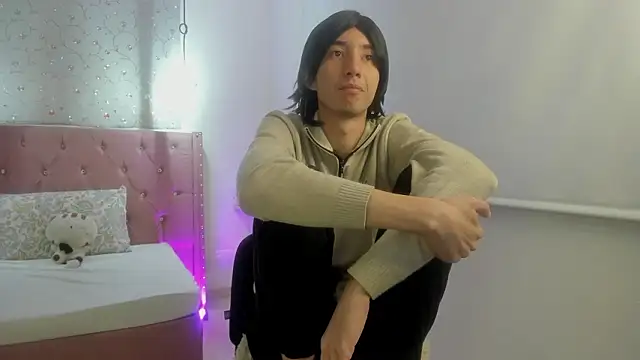 loverisu-coral Show Webcam