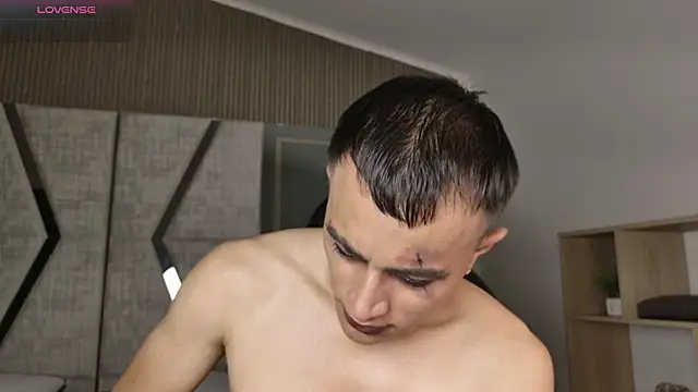 LiamDeep 라이브 XXX 채팅