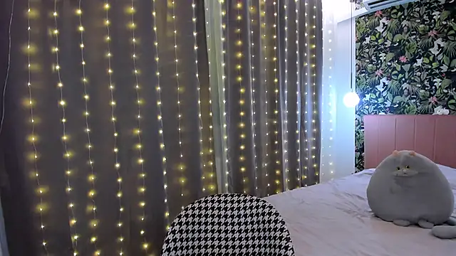 Chat +18 de HeavenHere_ ao vivo