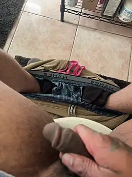 mrbbc4747: διαδικτυακό σόου στην κάμερα