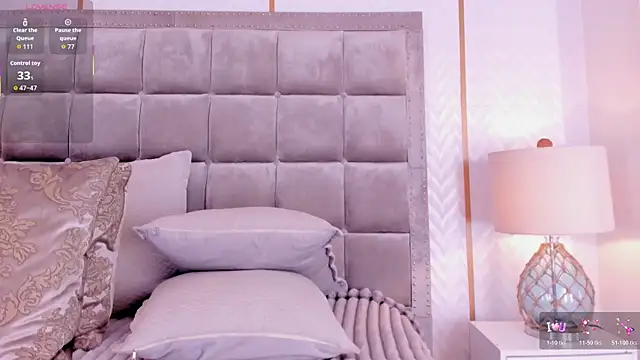 ZaraVesariのライブXXXチャット