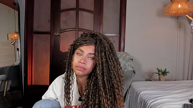 nayah__ Pertunjukan Webcam