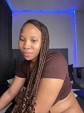 DrippinCaramelCutie Chat XXX in diretta