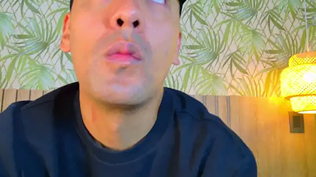 TommyBlue_ Webcam Show