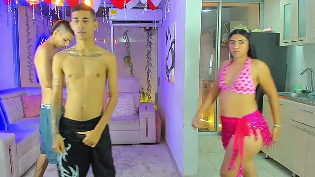 stangirls_ Adlı Modelin Canlı XXX Sohbeti