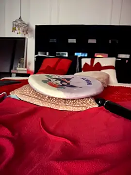 TweetiePieXXX Chat XXX in diretta