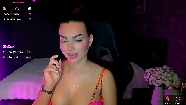 Ayla_Ray 现场XXX聊天